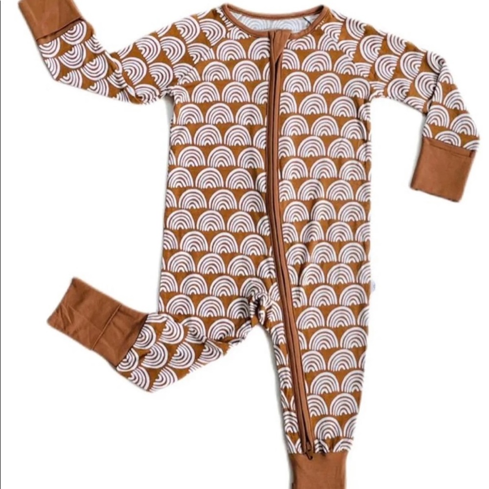 NWT Little Sleepies rust rainbow 18-24m